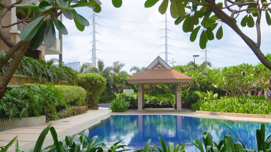 2-Bedroom Unit With Balcony Overlooking the Alabang Skyline